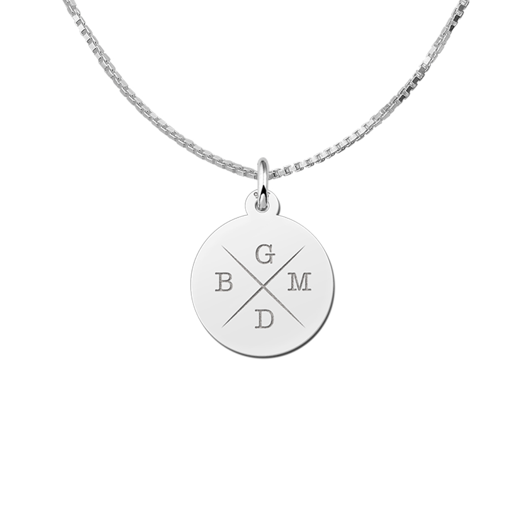 Initialen ketting van zilver met vier letters