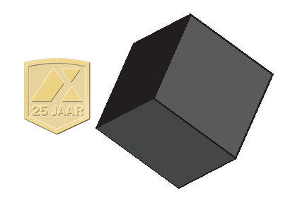 Presse papier kubus met gouden logo 25 jaar AxFlow
