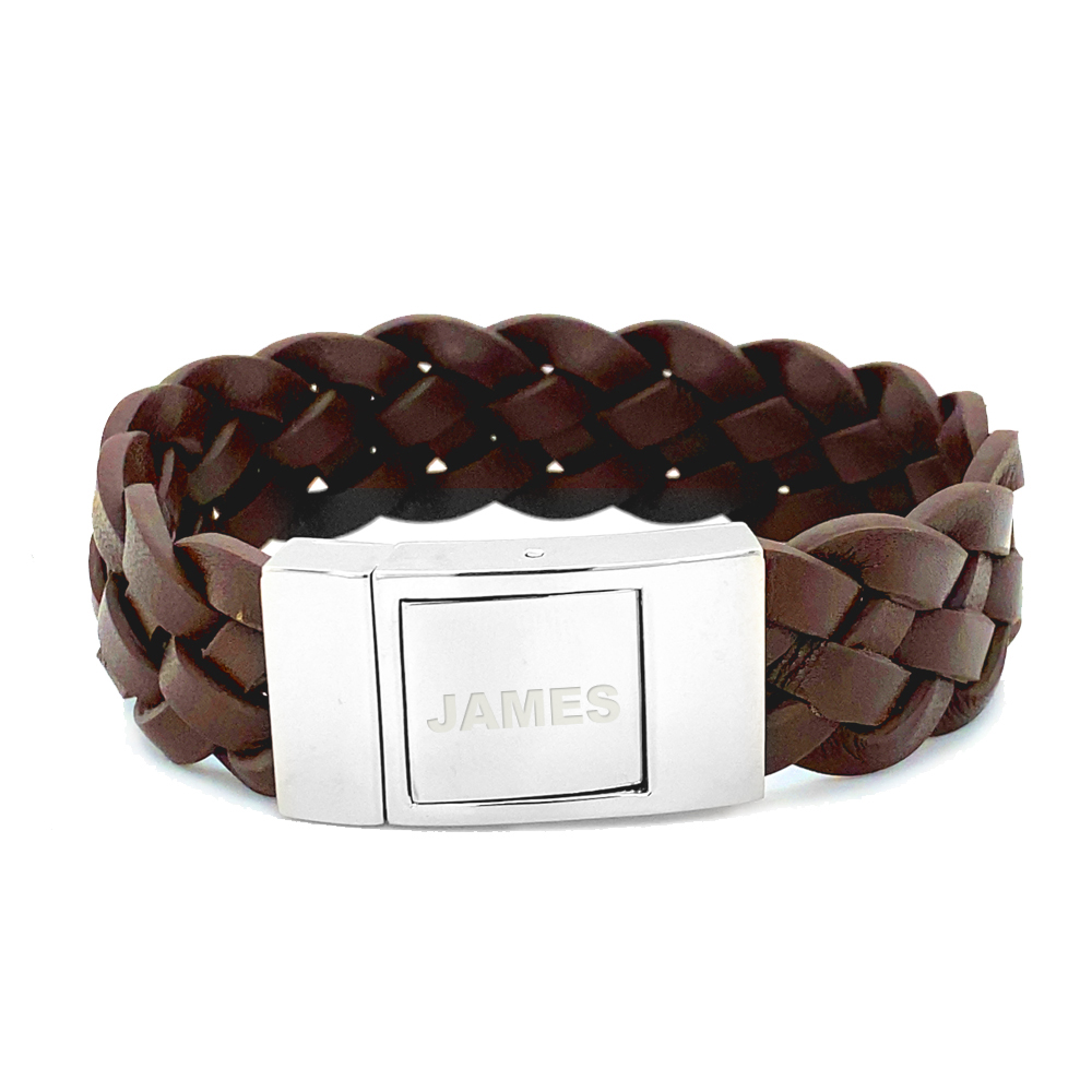 Bruine gevlochten leren armband met gravure