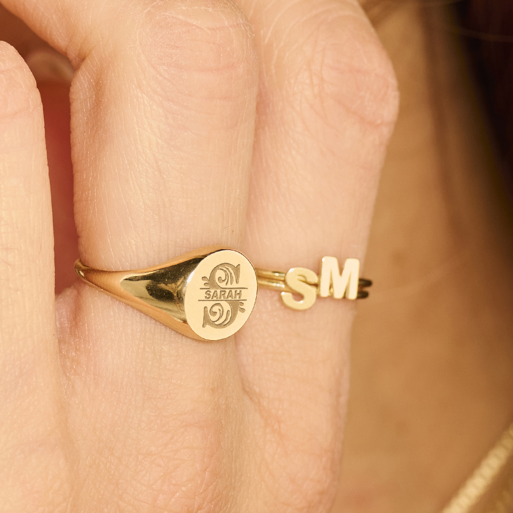 Gouden ring letter