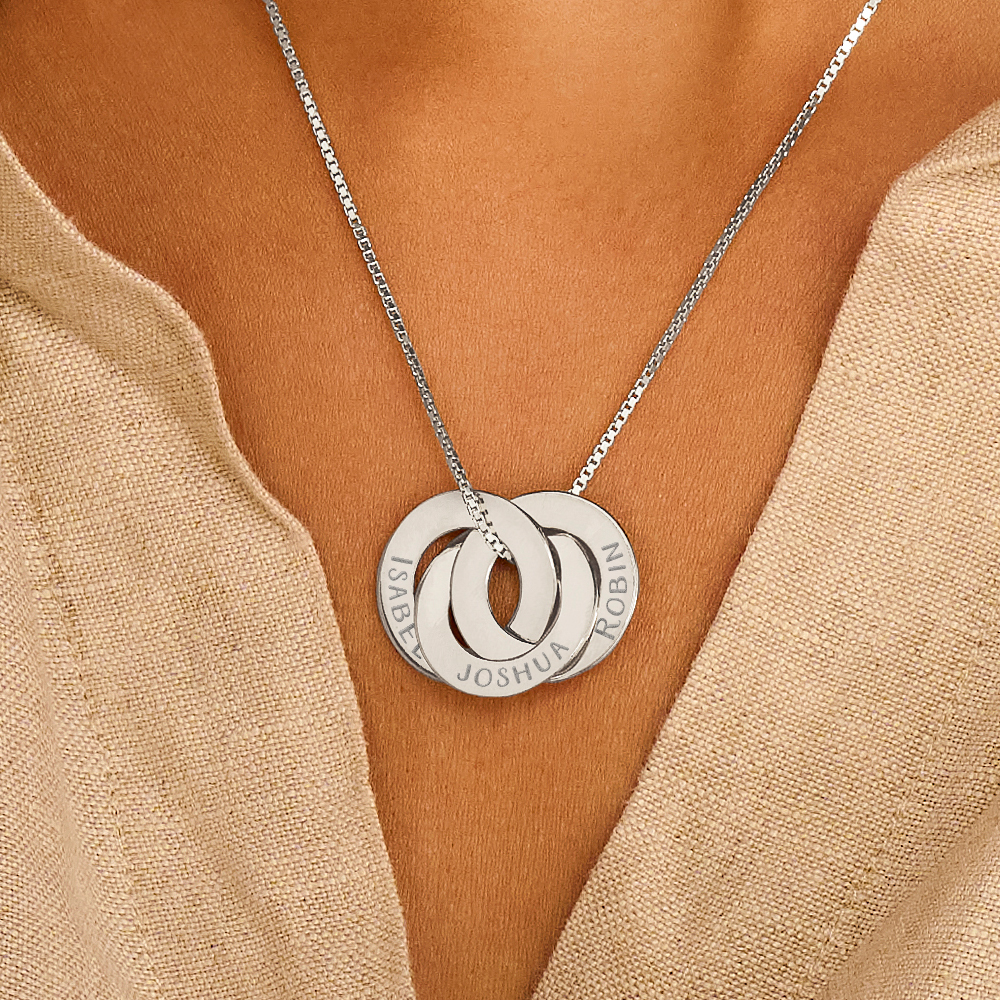 Zilveren Russische cirkels ketting met drie namen