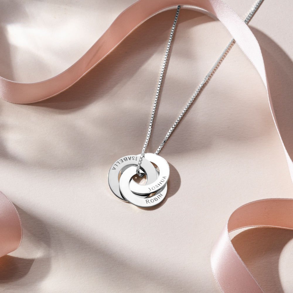 Zilveren Russische cirkels ketting met drie namen