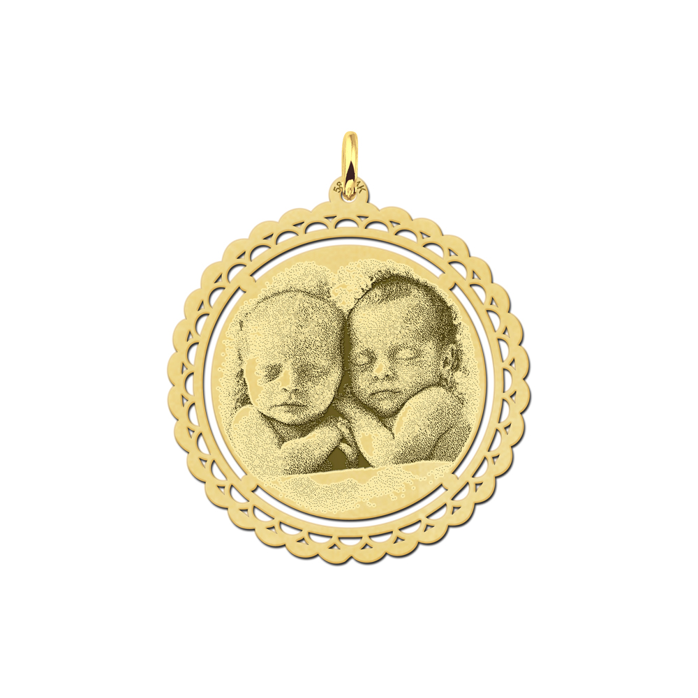 Ronde hanger met foto gravering goud