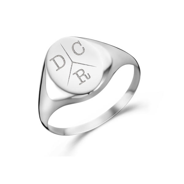Ovale zilveren zegelring met drie initialen