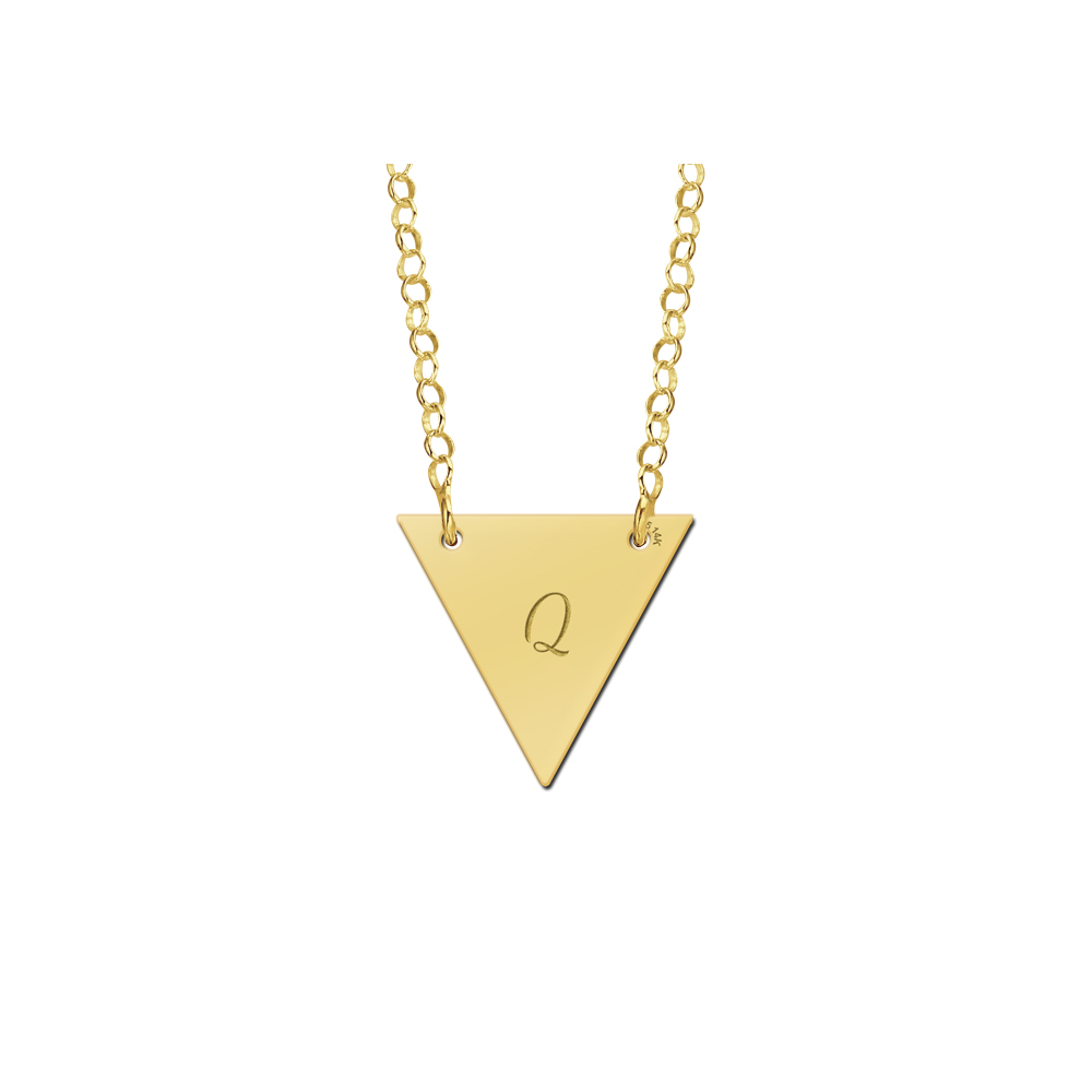 Gouden minimalistische driehoek ketting met initiaal