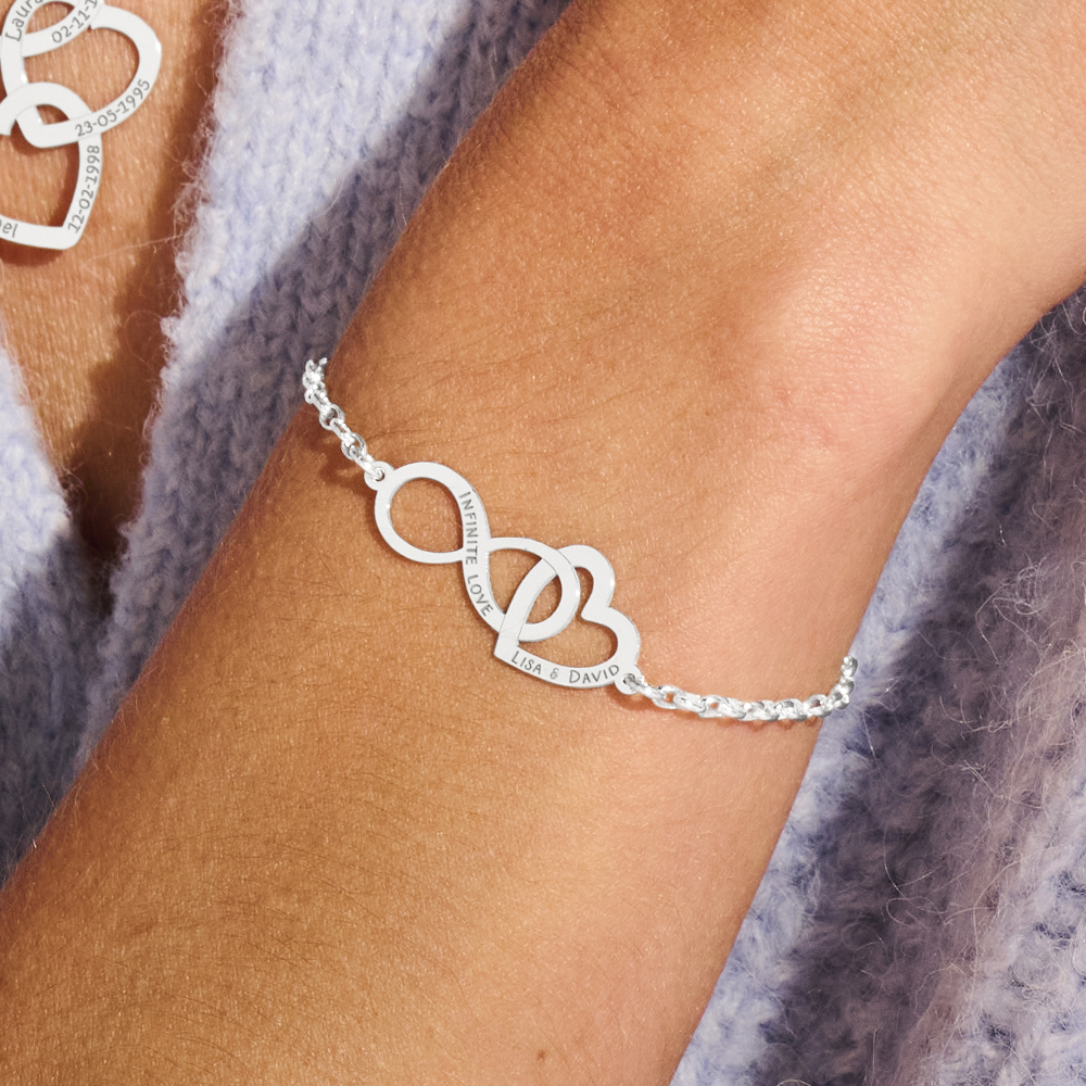 Armband met infinity en hartje