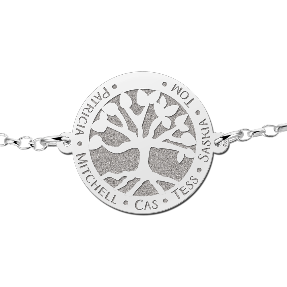 Zilveren armband met gegraveerde levensboom