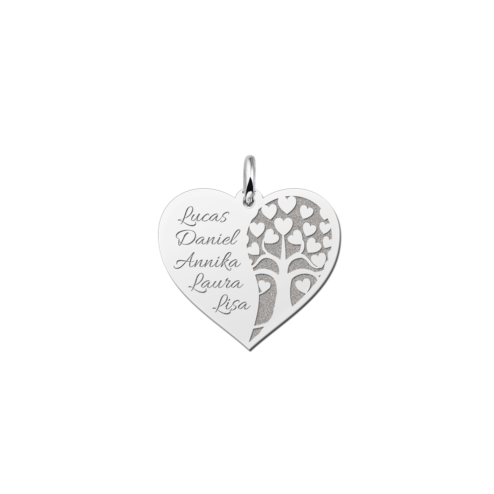 Zilveren familieketting in hartvorm met levensboom