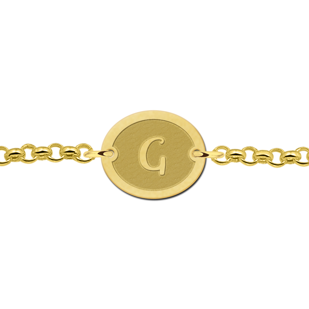 Vergulde ovale armband met rand en letter